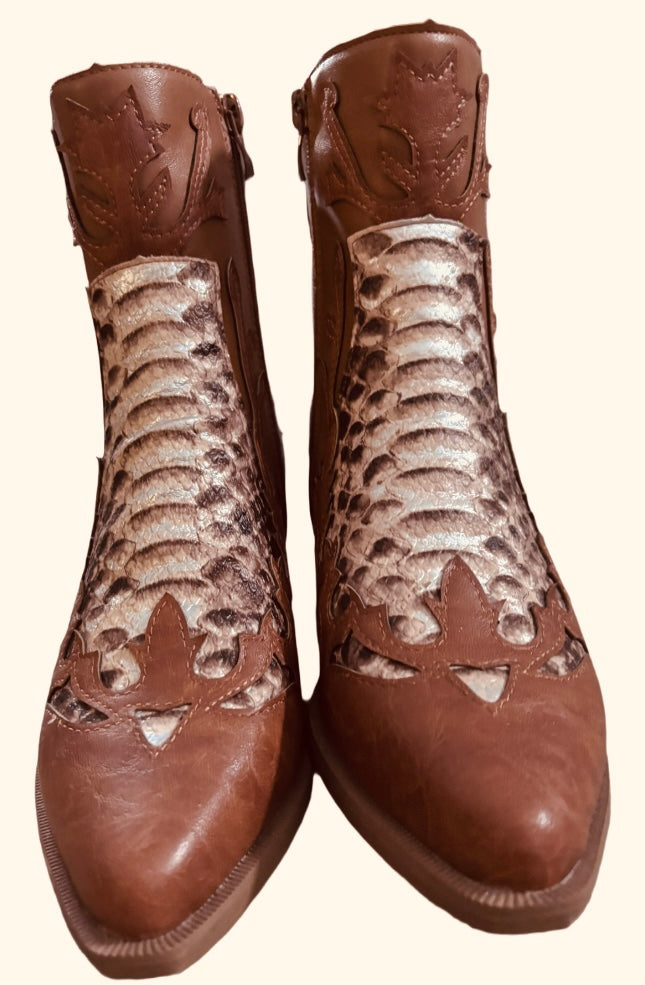 Stiefelette Western